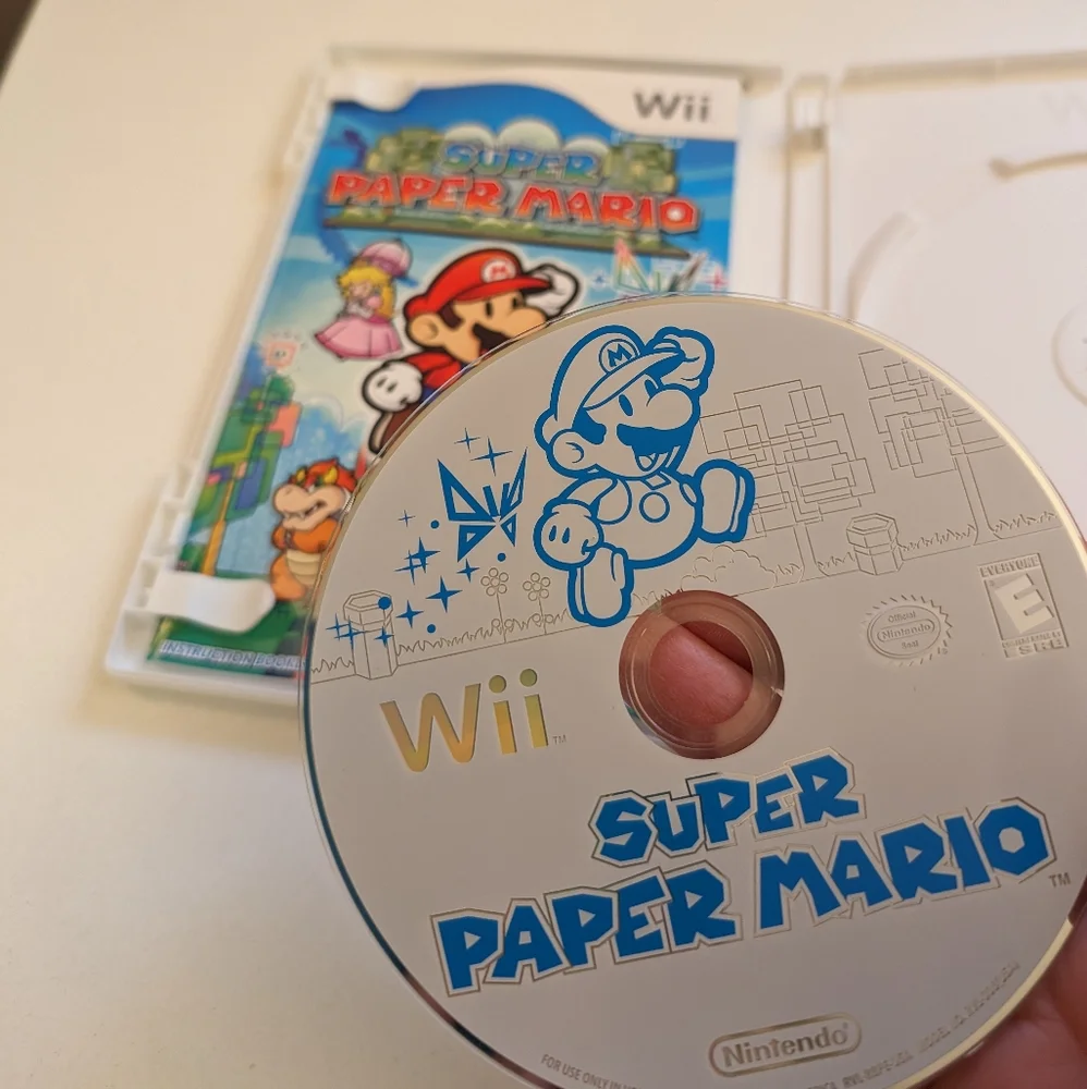 Nintendo Super Paper Mario Wii 2007, w instructions Original Owner, Tested